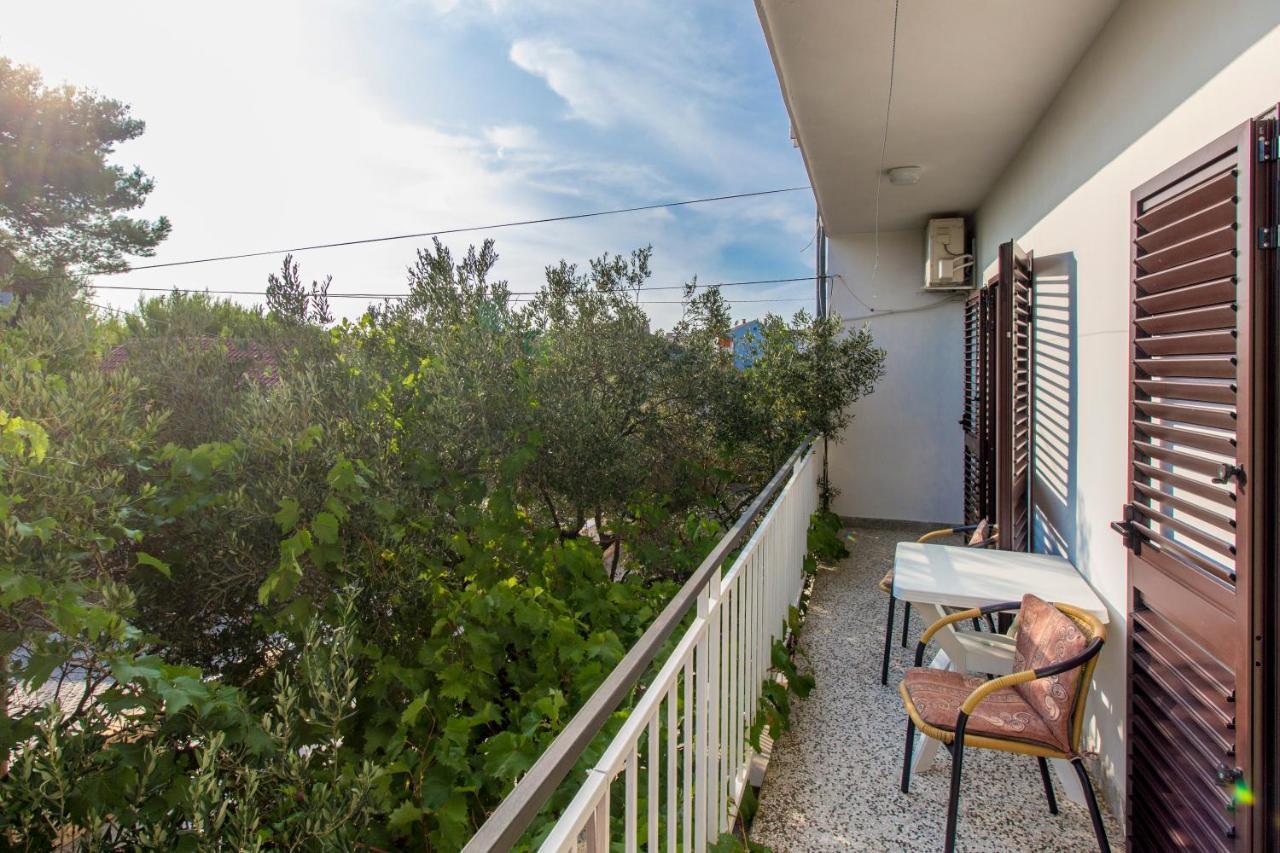 Apartments Ivan Водице Екстериор снимка