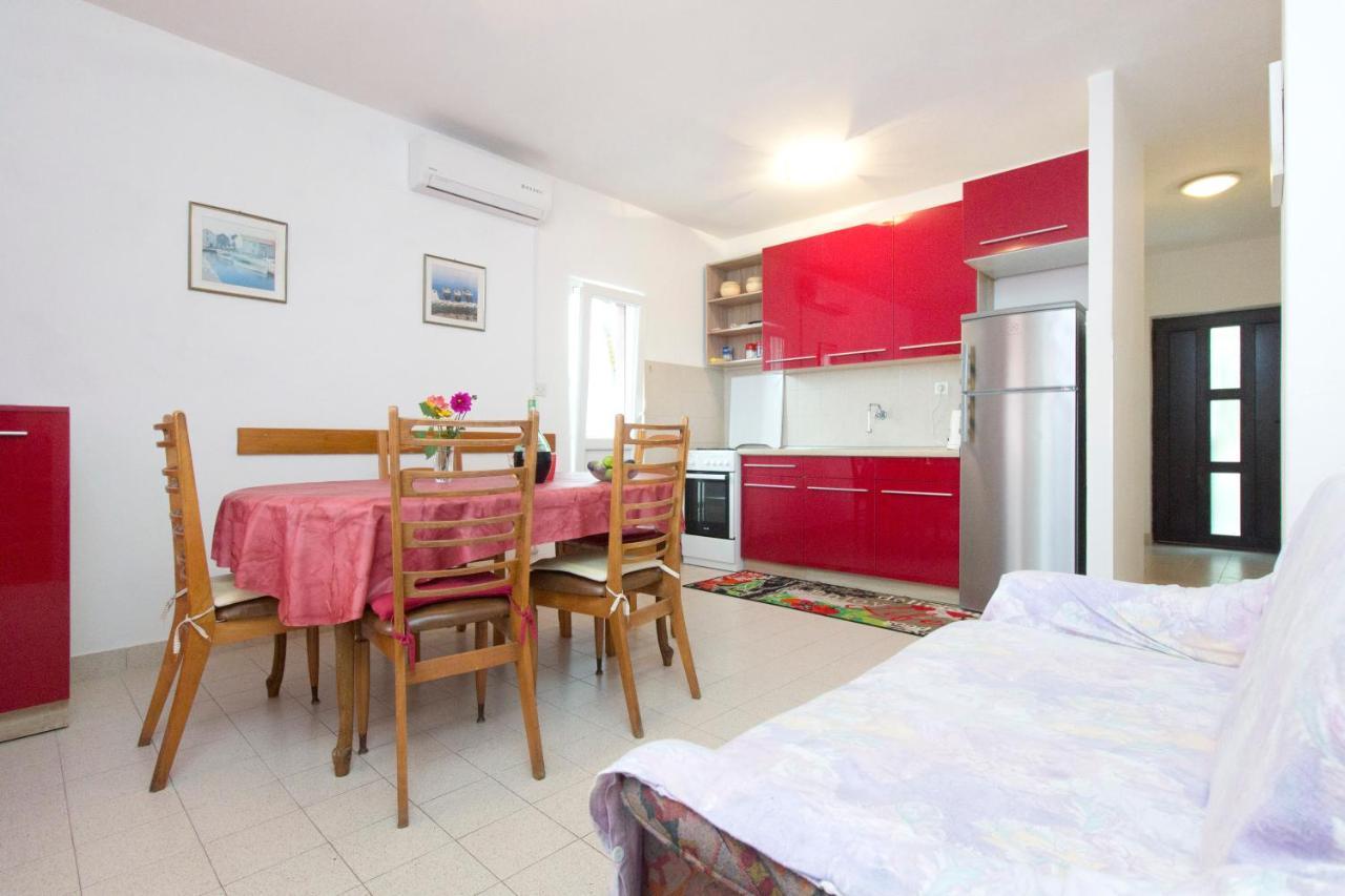Apartments Ivan Водице Екстериор снимка