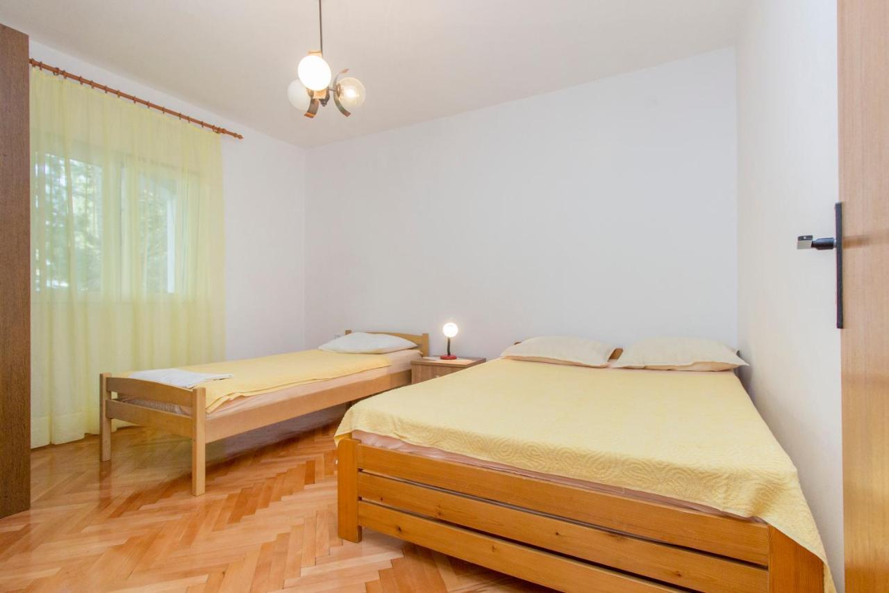 Apartments Ivan Водице Екстериор снимка
