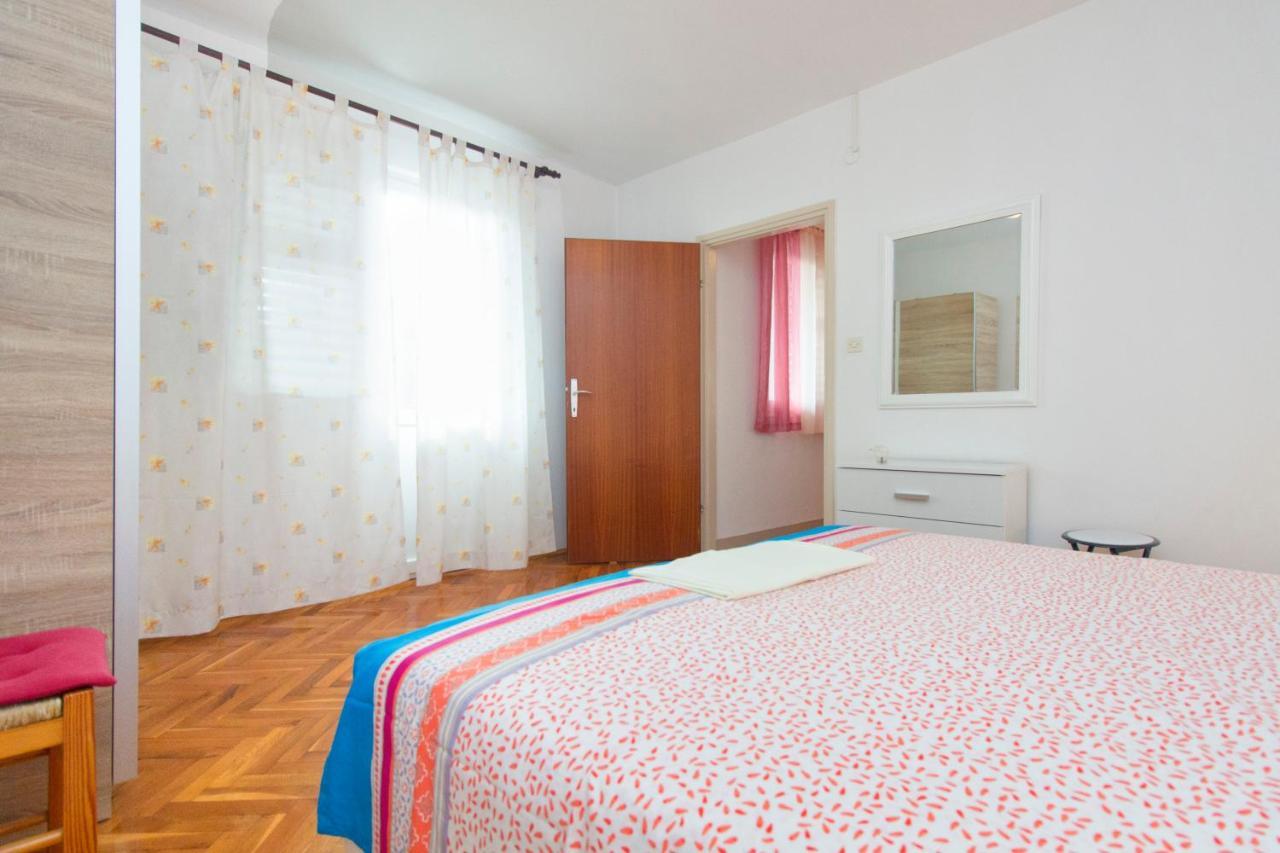 Apartments Ivan Водице Екстериор снимка