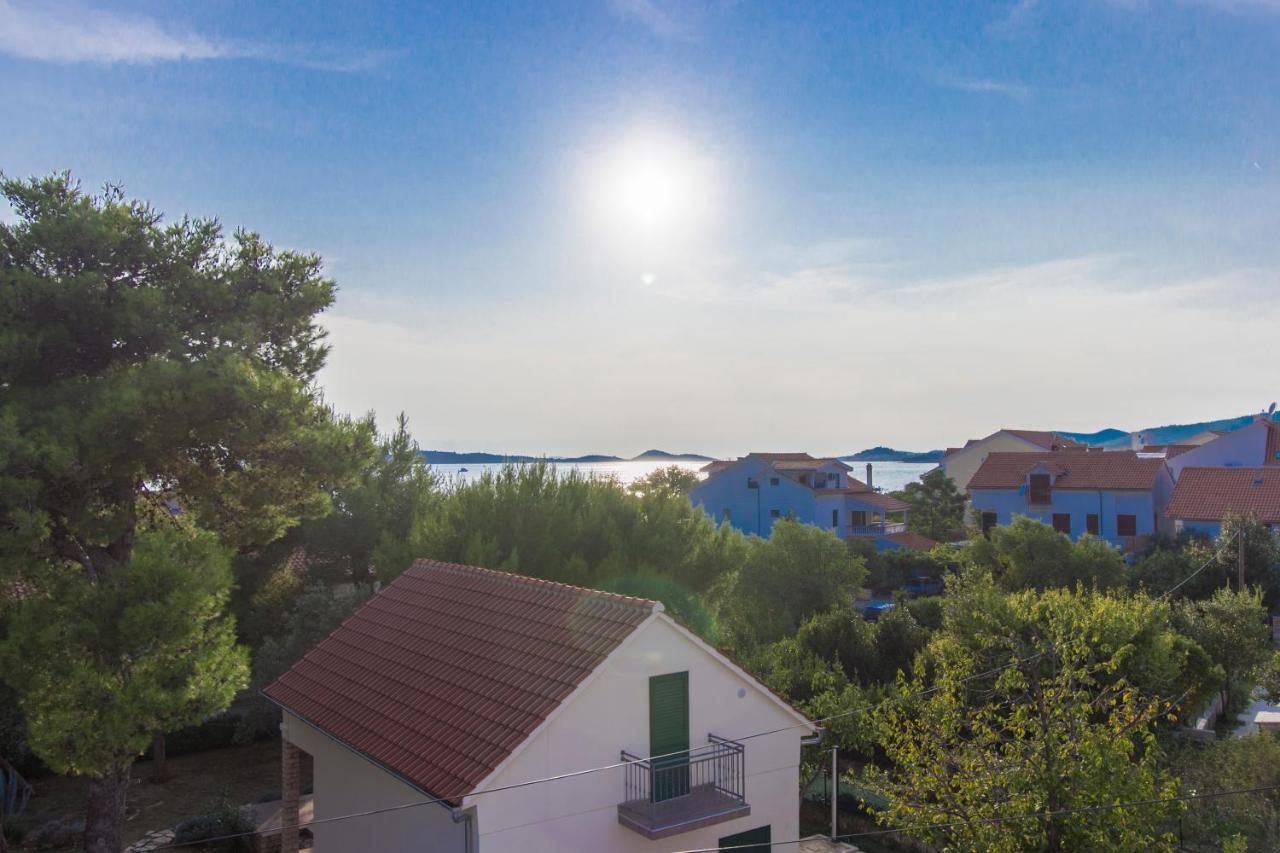 Apartments Ivan Водице Екстериор снимка