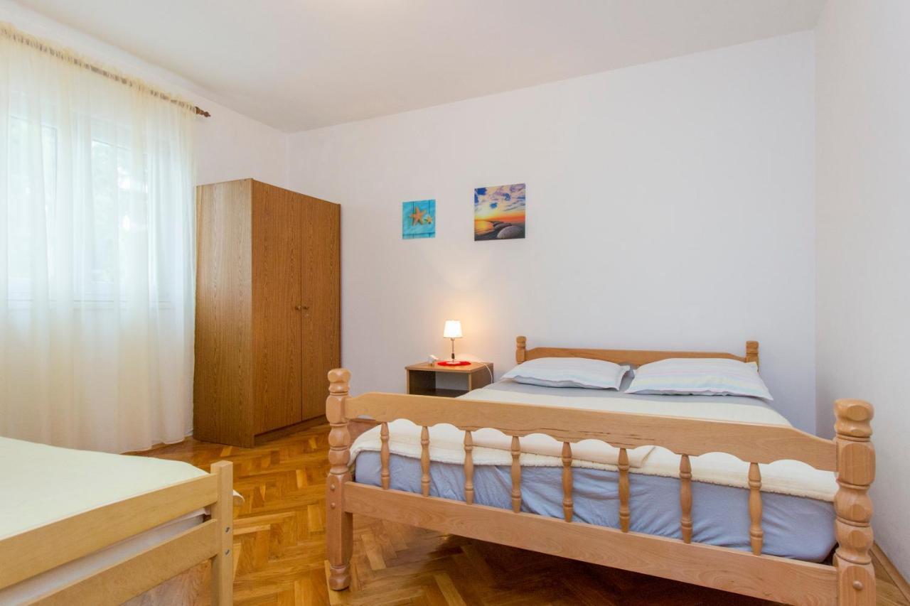Apartments Ivan Водице Екстериор снимка