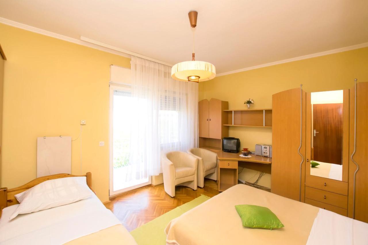Apartments Ivan Водице Екстериор снимка