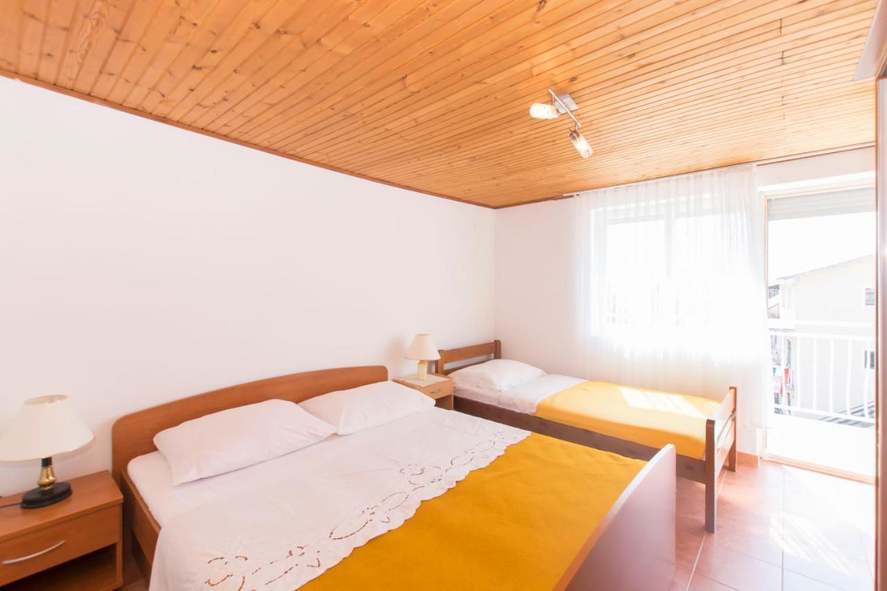 Apartments Ivan Водице Екстериор снимка